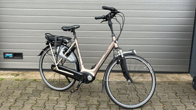 Foto van Gazelle Orange C8 HMB (2020) via Bus vol Bikes